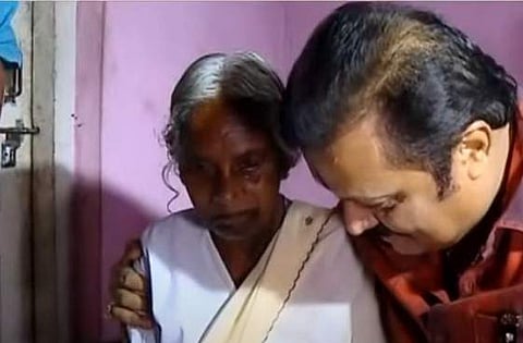 സുരേഷ് ഗോപി വീട്ടിലെത്തി മറിയക്കുട്ടിയെ കാണുന്നു/ ടെലിവിഷന് ചിത്രം