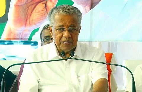 മുഖ്യമന്ത്രിയുടെ വാർത്താസമ്മേളനം/ ഫെയ്സ്ബുക്ക്