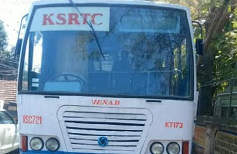 പിടിച്ചെടുത്ത കെഎസ്ആർടിസി ബസ്, സ്ക്രീൻഷോട്ട്