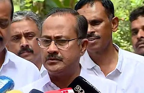 പിഎംഎ സലാം മാധ്യമങ്ങളോട് സംസാരിക്കുന്നു/ ടിവി ദൃശ്യം