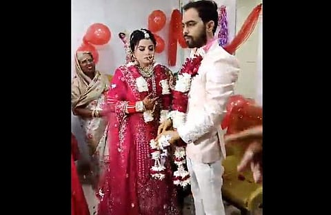 ആശുപത്രിയിൽ വച്ച് നടന്ന വിവാഹത്തിന്റെ ദൃശ്യം