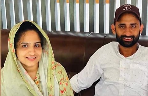 ഷബ്ന ഭർത്താവിനൊപ്പം/ ടെലിവിഷൻ സ്ക്രീൻഷോട്ട്