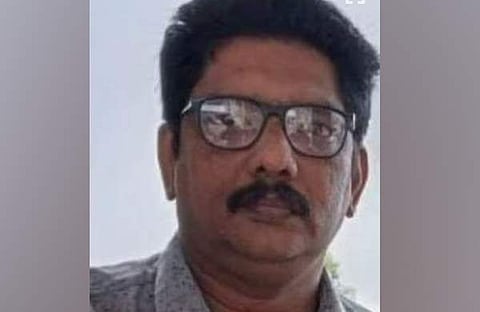 അയ്യപ്പ ഭക്തര് സഞ്ചരിച്ച കാര് ബേക്കറിയിലേക്ക് ഇടിച്ചു കയറി; കടയുടമ മരിച്ചു