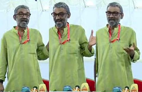 രഞ്ജിത്ത മാധ്യമങ്ങളോടു സംസാരിക്കുന്നു/ടിവി ദൃശ്യം