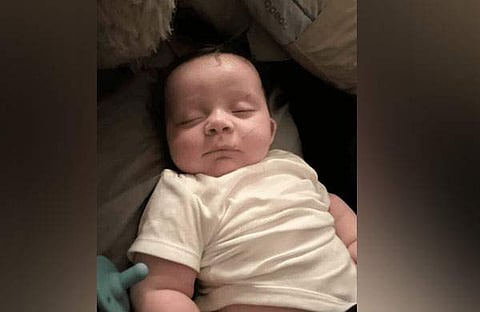 നാല് മാസം പ്രായ കുഞ്ഞിന്റെ രക്ഷപെട്ടു/ എക്സ്