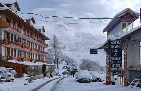 മഞ്ഞില് പുതഞ്ഞ് മണാലി