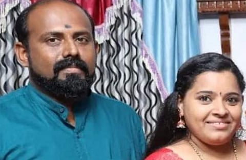 അപകടത്തിൽ മരിച്ച മലയാളി ദമ്പതികൾ