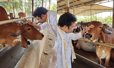കൃഷ്ണകുമാർ/ ചിത്രം ഫേസ്ബുക്ക്