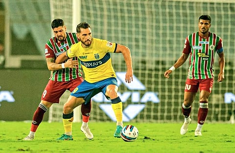 ബ്ലാസ്റ്റേഴ്സ്- എടികെ മത്സരത്തിൽ നിന്ന്/ ട്വിറ്റർ