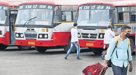 ഏപ്രില് ഒന്നുമുതല് കര്ണാടകയില് സ്ത്രികള്ക്കും കുട്ടികള്ക്കും സൗജന്യയാത്ര