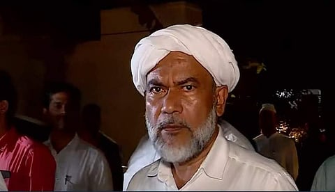 സമസ്ത നിലപാട് കടുപ്പിച്ചു;  ഹക്കീം ഫൈസി ആദൃശ്ശേരി സിഐസി ജനറല് സെക്രട്ടറി സ്ഥാനം രാജിവെച്ചു