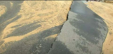 പൈപ്പ് പൊട്ടി റോഡ് തകര്ന്ന നിലയില്, സ്ക്രീന്ഷോട്ട്