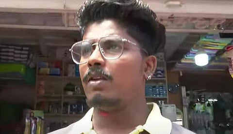 കയര് കഴുത്തില് കുരുങ്ങി ജിഷ്ണുവിന് പരിക്കേറ്റ നിലയില്