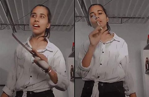 ആയുധങ്ങൾവെച്ച് റീൽസ്/ ചിത്രം ട്വിറ്റർ