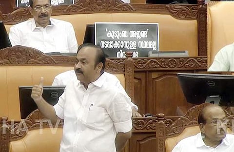 സഭയില് പ്രതിപക്ഷ നേതാവ് സംസാരിക്കുമ്പോള്, സ്ക്രീന്ഷോട്ട് / സഭ ടിവി