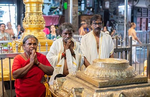 ഗുരുവായൂർ ക്ഷേത്ര ദർശനം നടത്തി ബൊമ്മനും ബെള്ളിയും