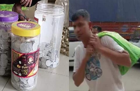 സെയ്ദുള് ഹഖ് നാണയചാക്കുമായി കടയിലേക്ക് / എഎന്ഐ