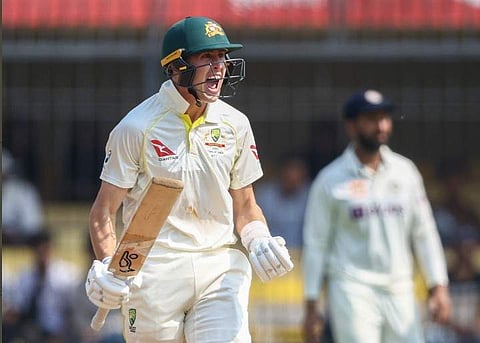 ഇന്ഡോറിലെ മൂന്നാം ടെസ്റ്റ് വിജയം ആഘോഷിക്കുന്ന ഓസിസ് താരം/ ട്വിറ്റര്