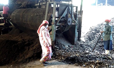 ഞെളിയൻ പറമ്പ് മാലിന്യ പ്ലാന്റ്/ എക്സ്പ്രസ്