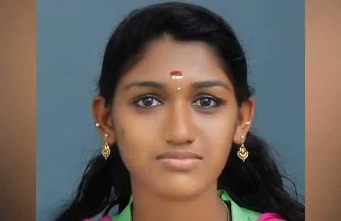 സൂര്യഗായത്രി/ ഫയല്