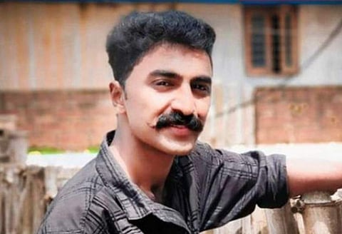 പിടിയിലായ ടിക് ടോക് താരം മീശ വിനീത്/ ട്വിറ്റര്