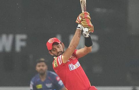 സിക്കന്ദര് റാസയുടെ ബാറ്റിങ്ങ്/ പിടിഐ