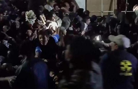 ധനസഹായ വിതരണത്തിനിടെയുണ്ടായ തിക്കും തിരക്കും/ വിഡിയോ സ്ക്രീൻഷോട്ട്