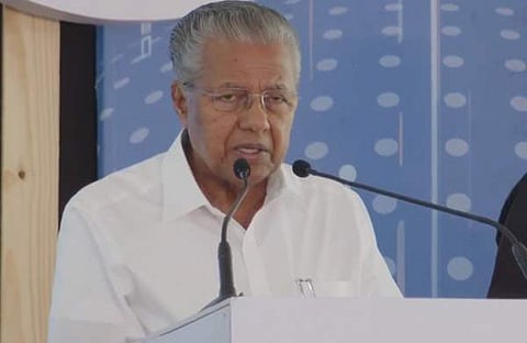 പിണറായി വിജയന് പ്രസംഗിക്കുന്നു/ ഫെയ്സ്ബുക്ക്