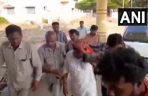 കല്ലേറില് പരിക്കേറ്റ ജി പരമേശ്വര