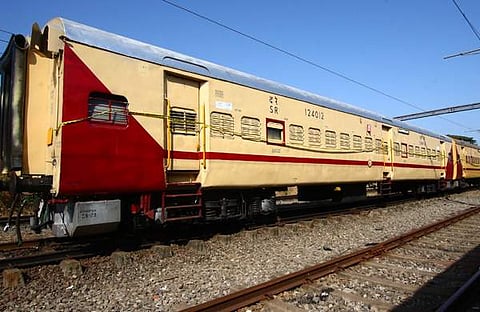 തീവയ്പ്പ് നടന്ന ആലപ്പുഴ- കണ്ണൂര് എക്സിക്യൂട്ടീവ് ട്രെയിനിന്റെ ബോഗി, ഫോട്ടോ/ എക്സ്പ്രസ്