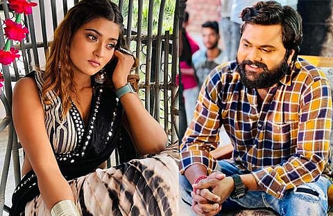 ആകാംക്ഷ ദുബെ, സമർ സിങ്/ ഫെയ്സ്ബുക്ക്