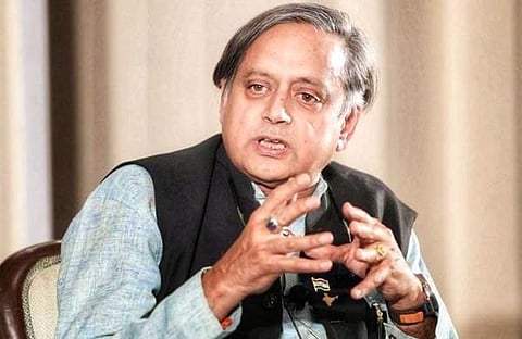 ശശി തരൂര്/ ട്വിറ്റര് ചിത്രം