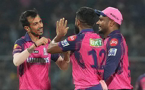 വിക്കറ്റ് നേട്ടമാഘോഷിക്കുന്ന ചഹൽ, ആസിഫ്, സഞ്ജു/ പിടിഐ