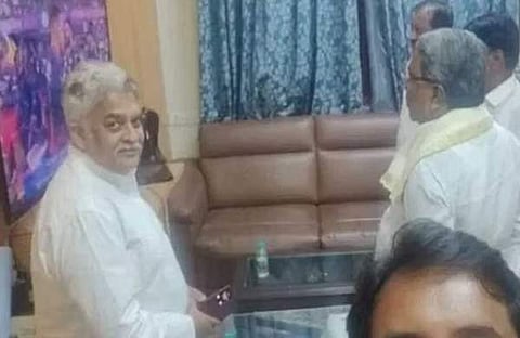 ഐപിഎൽ മത്സരം കാണുന്ന സിദ്ധരാമയ്യ/ ചിത്രം: എക്സ്പ്രസ്