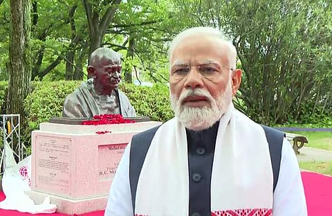 ഗാന്ധിജിയുടെ പ്രതിമയുടെ അനാച്ഛാദനം പ്രധാനമന്ത്രി നിര്വഹിച്ചപ്പോള്, എഎന്ഐ