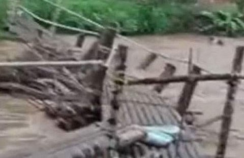 തിരുവമ്പാടിയില് ഒലിച്ചുപോയ പാലം