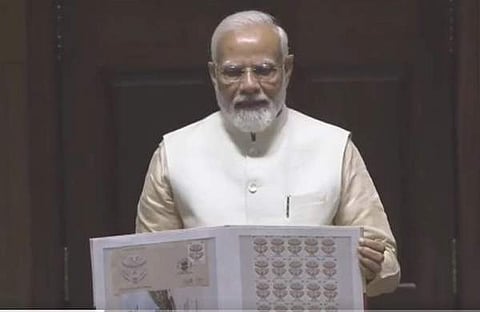 75 രൂപയുടെ നാണയം മോദി പുറത്തിറക്കുന്നു