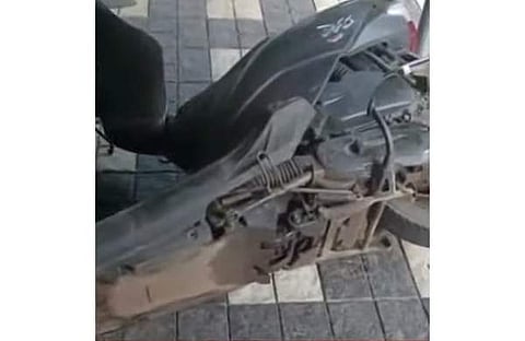 ഗുണ്ടാ ആക്രമണത്തില് സ്കൂട്ടര് അടിച്ചുതകര്ത്ത നിലയില്, സ്ക്രീന്ഷോട്ട്