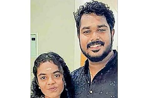 കീര്ത്തി, രഞ്ജിത്ത്