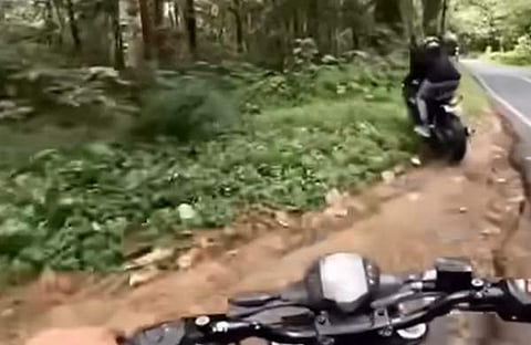 കേരള പൊലീസ് പങ്കുവെച്ച വീഡിയോയിലെ ദൃശ്യം