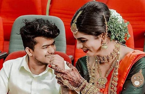 പ്രവീണും റിഷാനയും വിവാഹദിനത്തിൽ/ ചിത്രം: ഫേയ്സ്ബുക്ക്