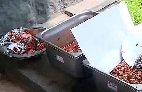 തൃശൂര് കോര്പ്പറേഷന് പരിധിയില് പിടികൂടിയ പഴകിയ ഭക്ഷണം, സ്ക്രീന്ഷോട്ട്