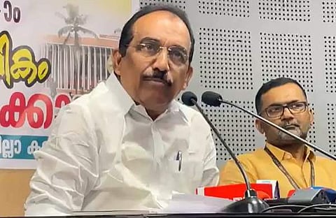 ബെന്നി ബഹനാന് തിരുവനന്തപുരത്ത് മാധ്യമങ്ങളെ കാണുന്നു