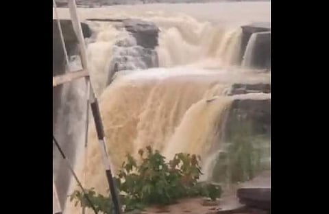 ചിത്രകൂട് വെള്ളച്ചാട്ടം, സ്ക്രീന്ഷോട്ട്