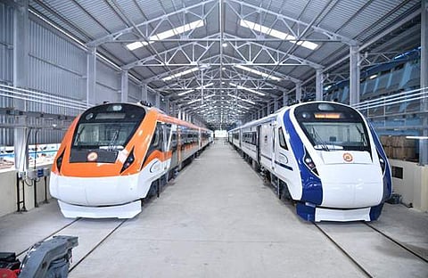 വന്ദേഭാരത് ട്രെയിനുകൾ/ ട്വിറ്റർ