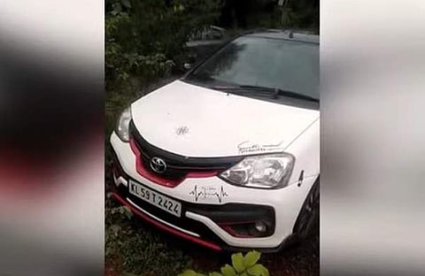 പൊലീസ് കസ്റ്റഡിയിലെടുത്ത കാർ/ ടിവി ദൃശ്യം