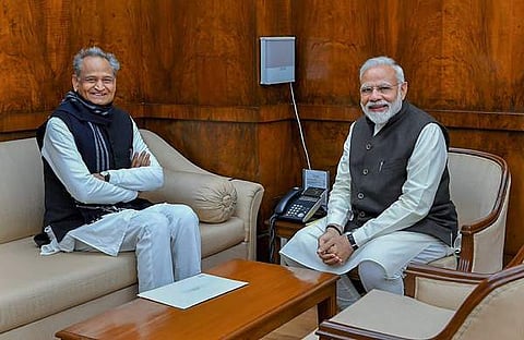 അശോക് ഗെലോട്ട് പ്രധാനമന്ത്രി നരേന്ദ്ര മോദിക്കൊപ്പം/ഫയല്