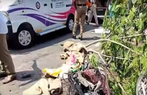 അപകടസ്ഥലത്തുനിന്നുള്ള ടെലിവിഷന് ദൃശ്യം