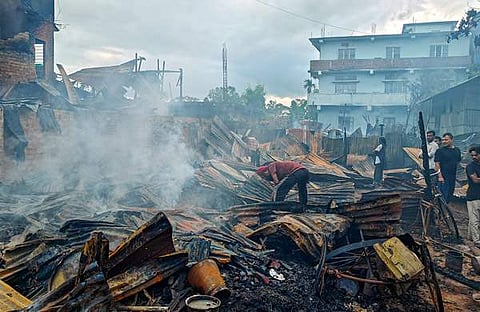 കുക്കികളുടെ വീടുകൾ അഗ്നിക്കിരയാക്കിയപ്പോൾ/ പിടിഐ
