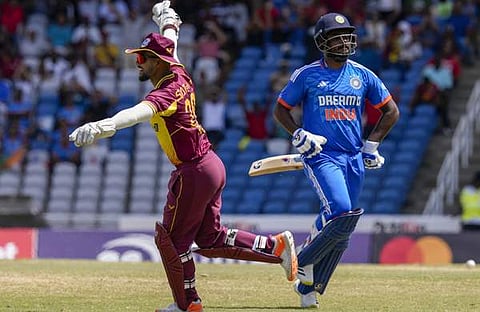 റണ്ണൗട്ടായി മടങ്ങുന്ന സഞ്ജു/ പിടിഐ